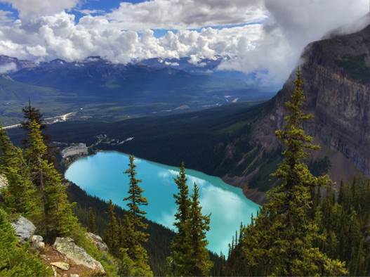 https://media-cdn.tripadvisor.com/media/photo-w/0c/f6/ff/66/great-trail-with-amazing.jpg