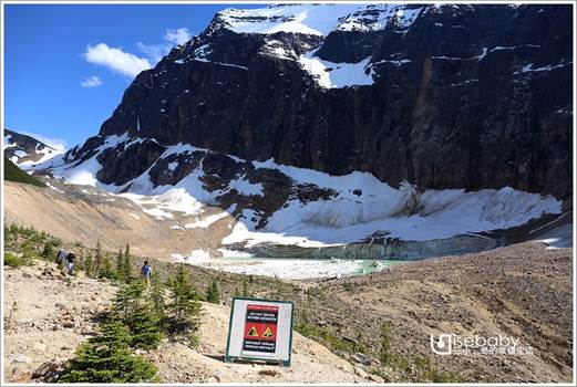 加拿大｜健行。Path of the Glacier天使冰河步道．步行20分鐘近距離觀賞冰河景觀